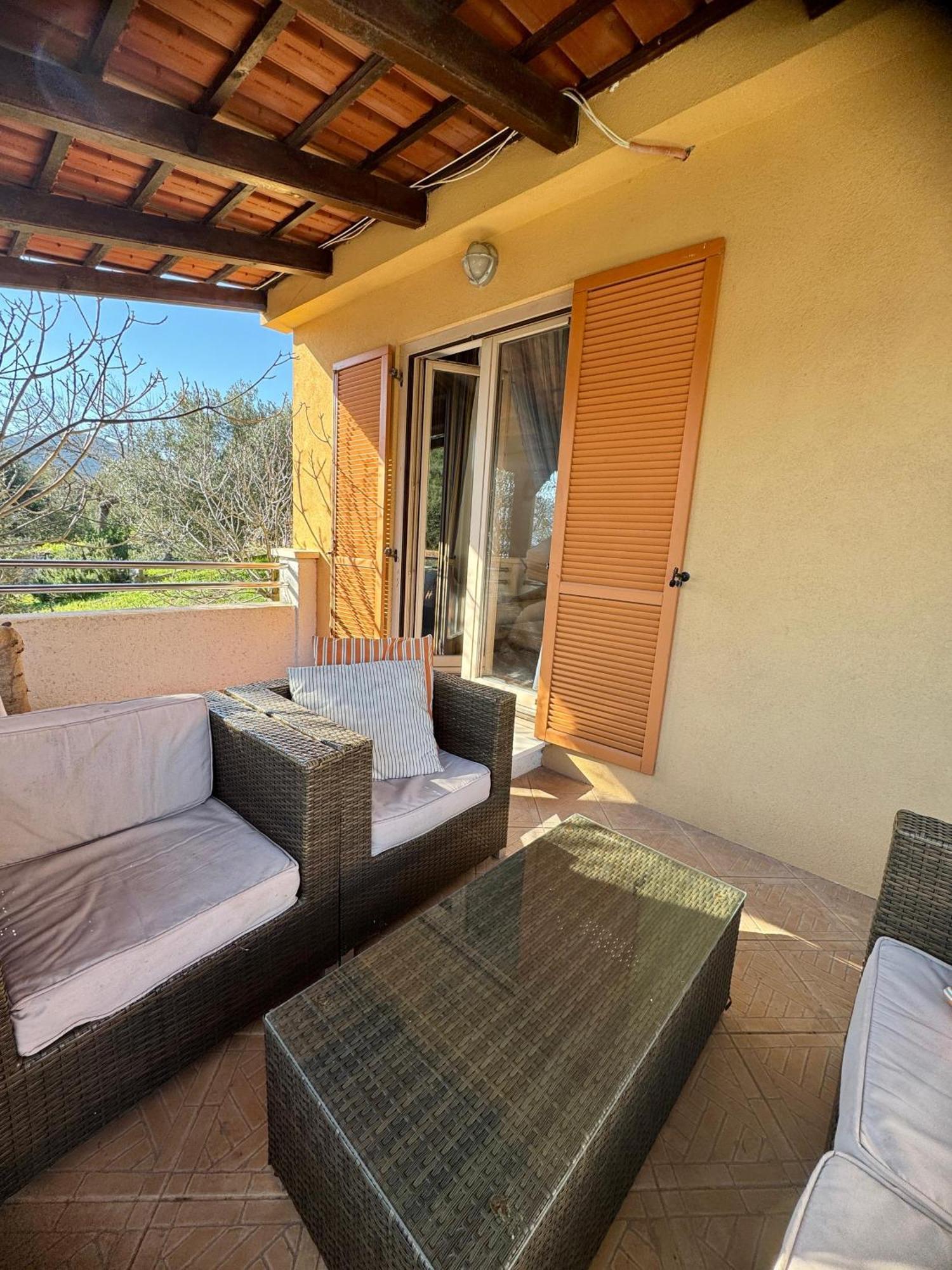 Villa Rava Hotel & Restaurant Exterior photo
